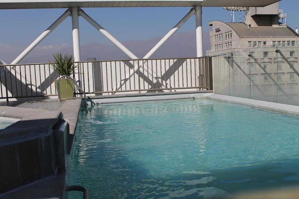 Mwc Compania 5 * Santiago de Chile